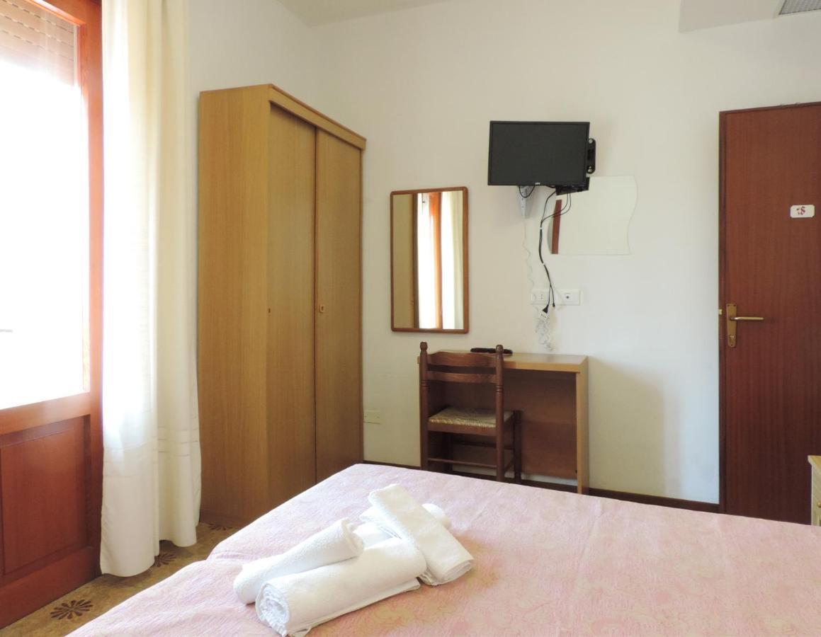 Hotel Saturno Jesolo Extérieur photo